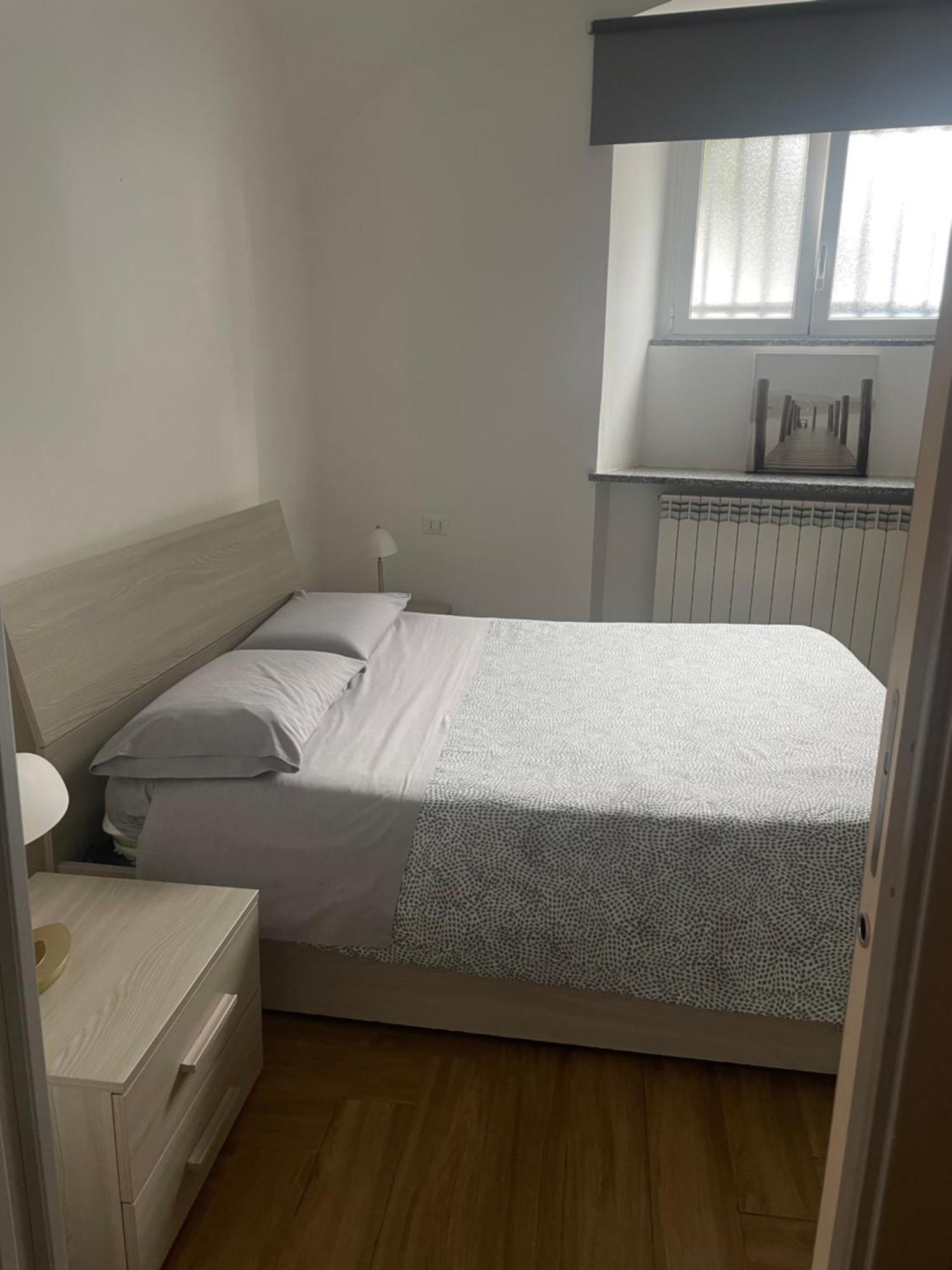 Elle'S House Apartment Savona Bagian luar foto